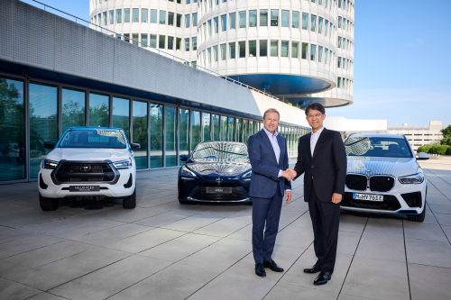 TOYOTA MOTOR CORPORATION AND BMW GROUP STRENGTHEN COLLABORATION TOWARDS THE ADVANCEMENT OF A HYDROGEN SOCIETY image