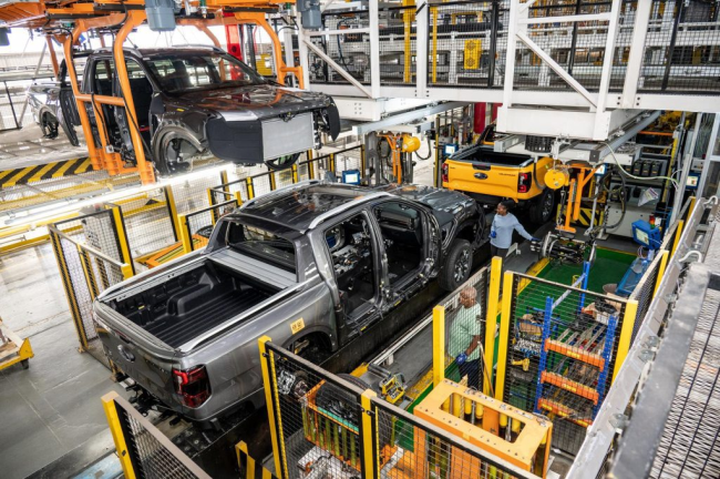 FORD ACHIEVES RECORD EXPORTS IN NOVEMBER 2024, BEST DOMESTIC SALES SINCE 2021 image
