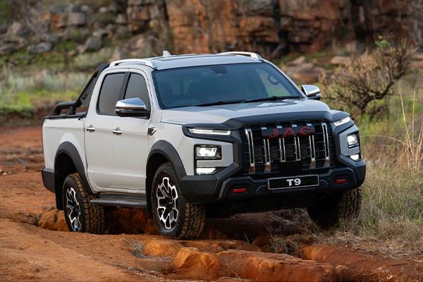 Strong JAC T9 demand boosts T-Series bakkie sales image