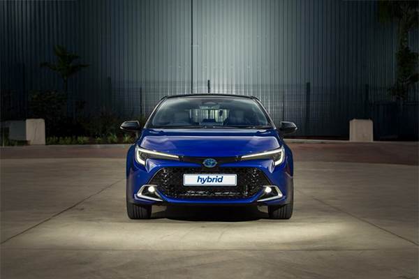Toyota Sharpens Its Corolla Line-up image
