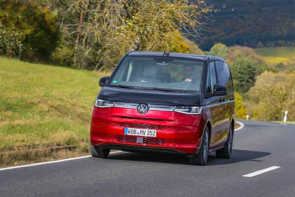 Volkswagen Commercial Vehicle launches the all-new Caravelle in South Africa image
