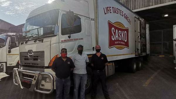 FOURTH HINO IN SASKO BAKERY FLEET CLOCKS UP MORE THAN ONE MILLION KILOMETRES OF RELIABLE SERVICE image