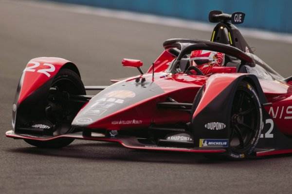 Nissan e.dams pushing hard for more points at Formula E double-header in Rome image