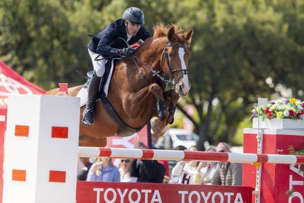 TOYOTA DRIVES EQUESTRIAN SPORT WITH NEW FEI QUALIFIER image