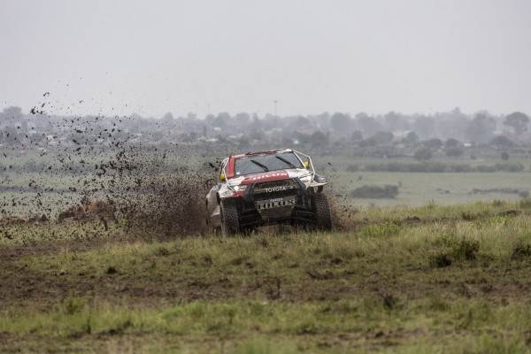 CHAMPIONSHIP FOR DE VILLIERS CAPS VINTAGE CROSS-COUNTRY YEAR FOR TGRSA image