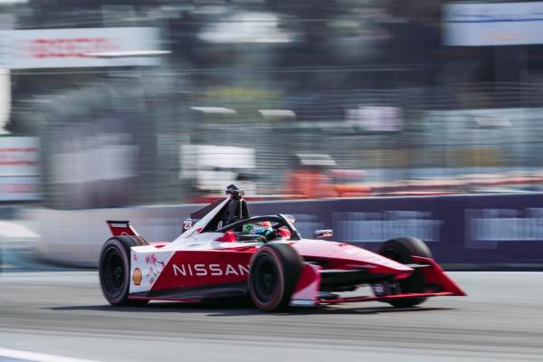 Nissan Formula E Team shows promising signs in season-opening Mexico City E-Prix image