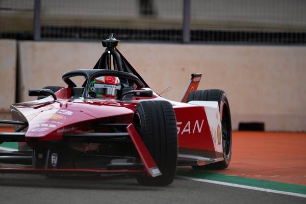Nissan Formula E Team charged up for Gen3 debut in Mexico City image