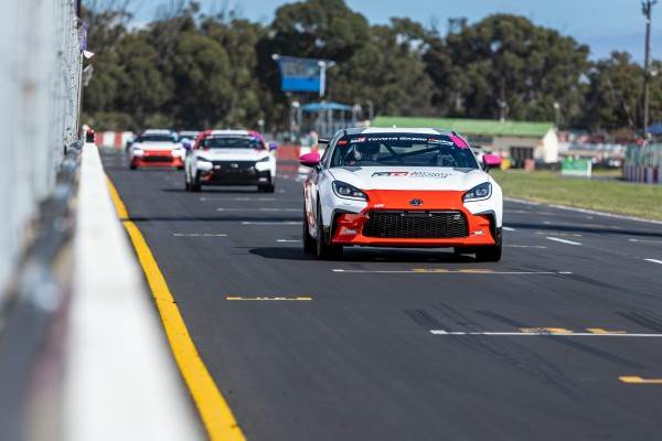 GR CUP HEATS UP AS ACTION MOVES BACK TO ZWARTKOPS image