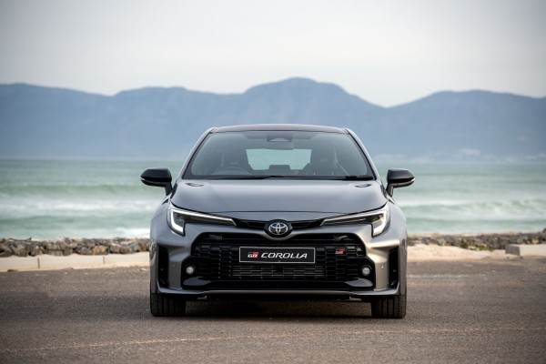 GR COROLLA RESETS THE BENCHMARK FOR HOT HATCH SEGMENT image