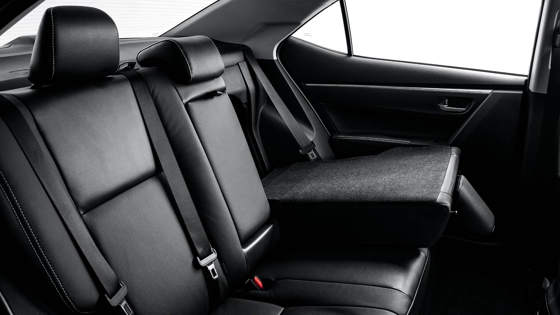 New Vehicle | TOYOTA-Corolla-Quest-Prestige-MT | McCarthy Toyota